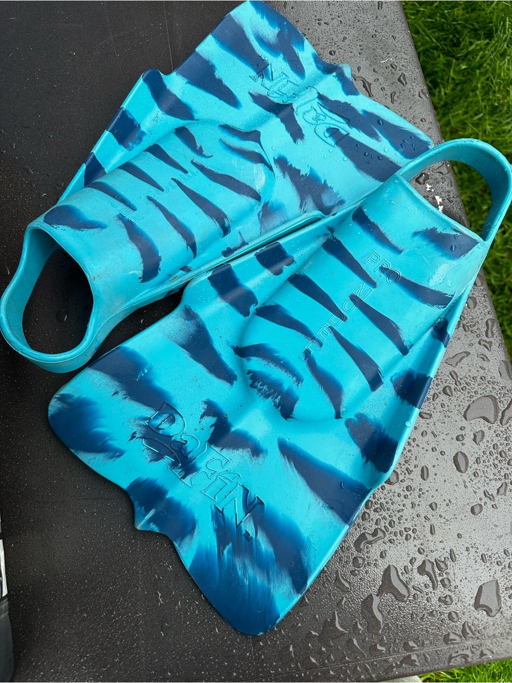 Zak Noyle Blue Swim Fins Large
Signature Pro Model Swim Fins Large 11-12 RARE